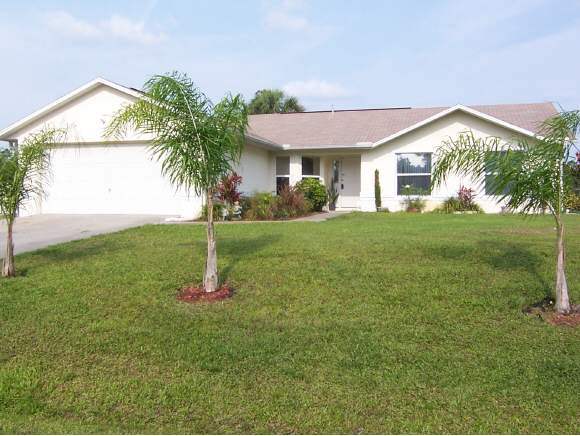 306 Wendover Road Southwest Palm Bay, FL 32908 - Photo 1 of 12 Primary Photo