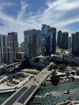 $2,800 | 350 South Miami Avenue, Unit 3310, Miami, FL 33130