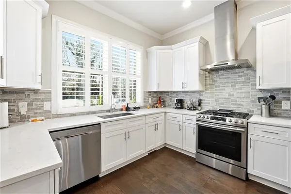 $525,000 | 8005 Linfield Way, Atlanta, GA 30350