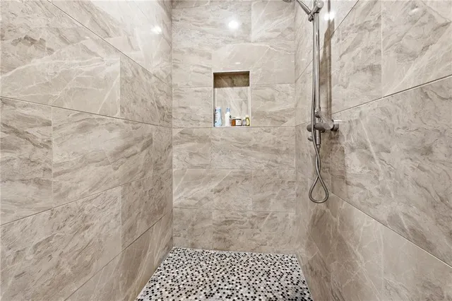 $535,000 | 8005 Linfield Way, Atlanta, GA 30350