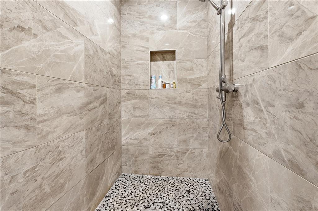 8005 Linfield Way Atlanta, GA 30350 - Photo 28 of 51