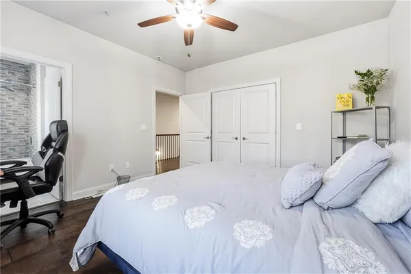 $525,000 | 8005 Linfield Way, Atlanta, GA 30350
