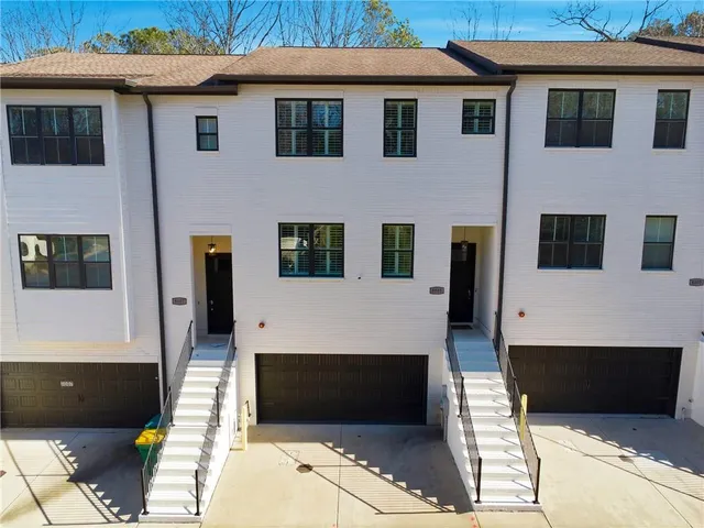 $535,000 | 8005 Linfield Way, Atlanta, GA 30350