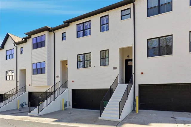 $535,000 | 8005 Linfield Way, Atlanta, GA 30350