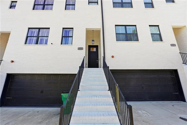 $525,000 | 8005 Linfield Way, Atlanta, GA 30350