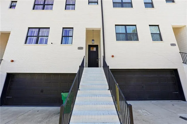 $535,000 | 8005 Linfield Way, Atlanta, GA 30350