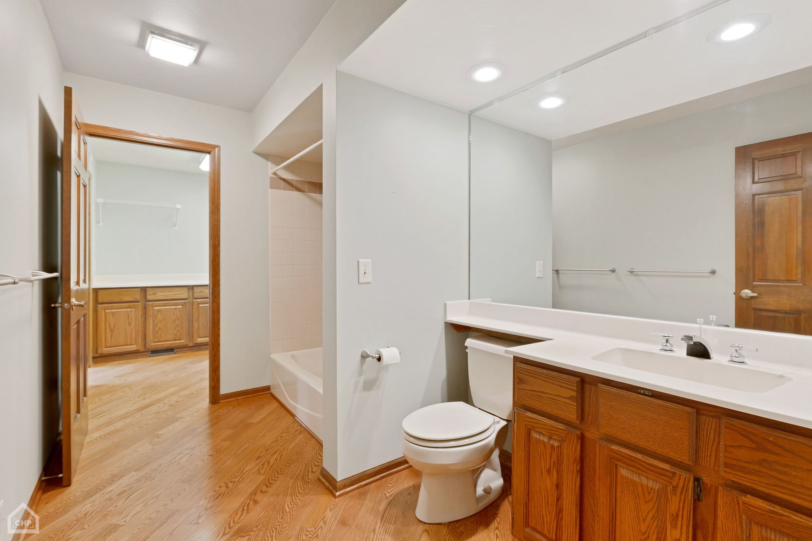 3905 Spy Glass Ridge Road Crystal Lake, IL 60012 - Photo 17 of 69 Gallery Image 17