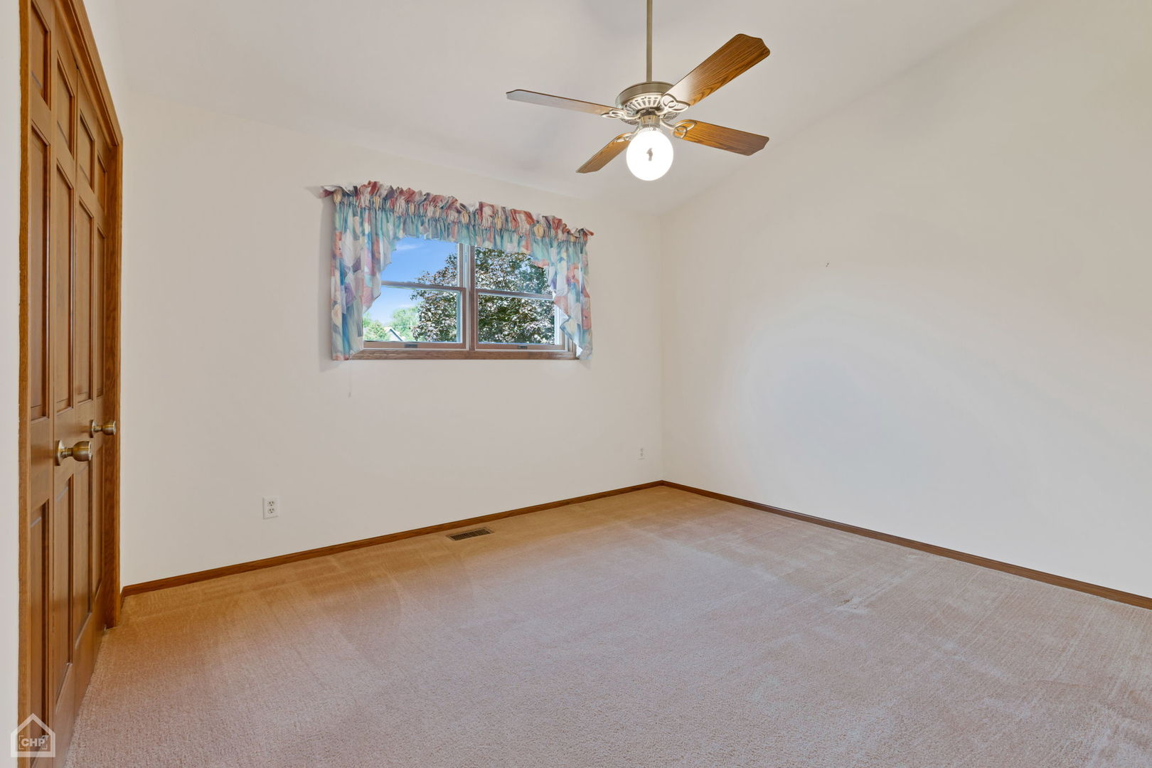 3905 Spy Glass Ridge Road Crystal Lake, IL 60012 - Photo 29 of 69 Gallery Image 29