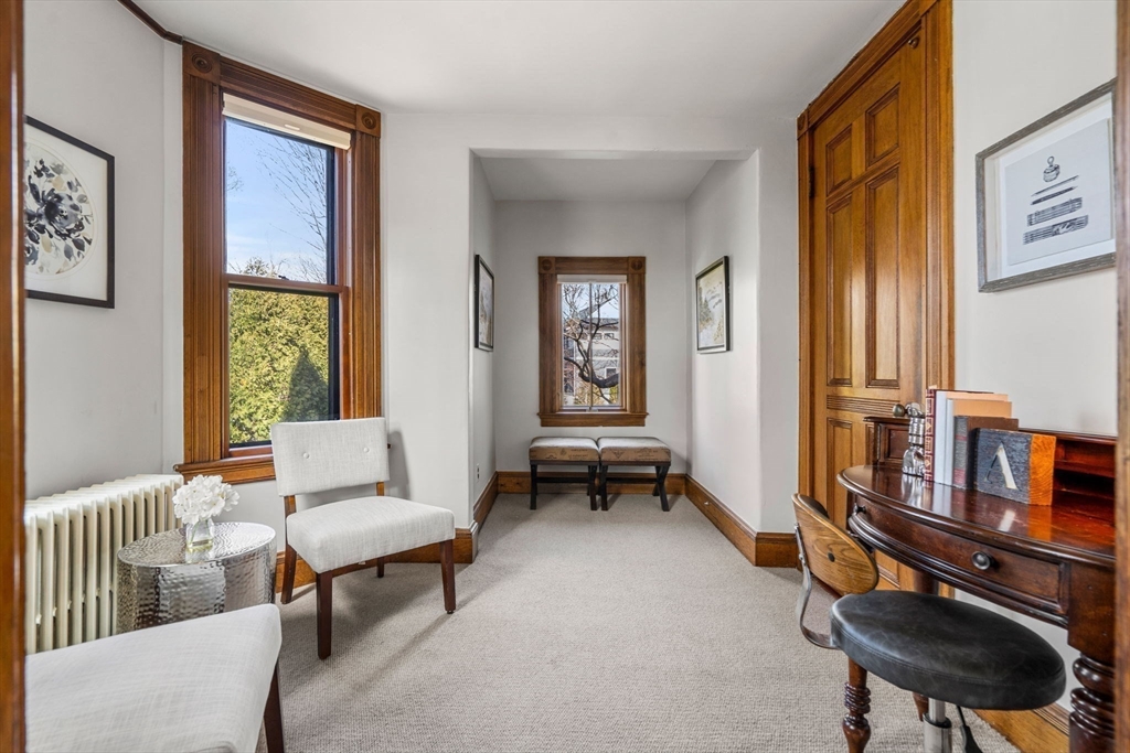 44 Putnam Street Newton, MA 02465 - Photo 13 of 40