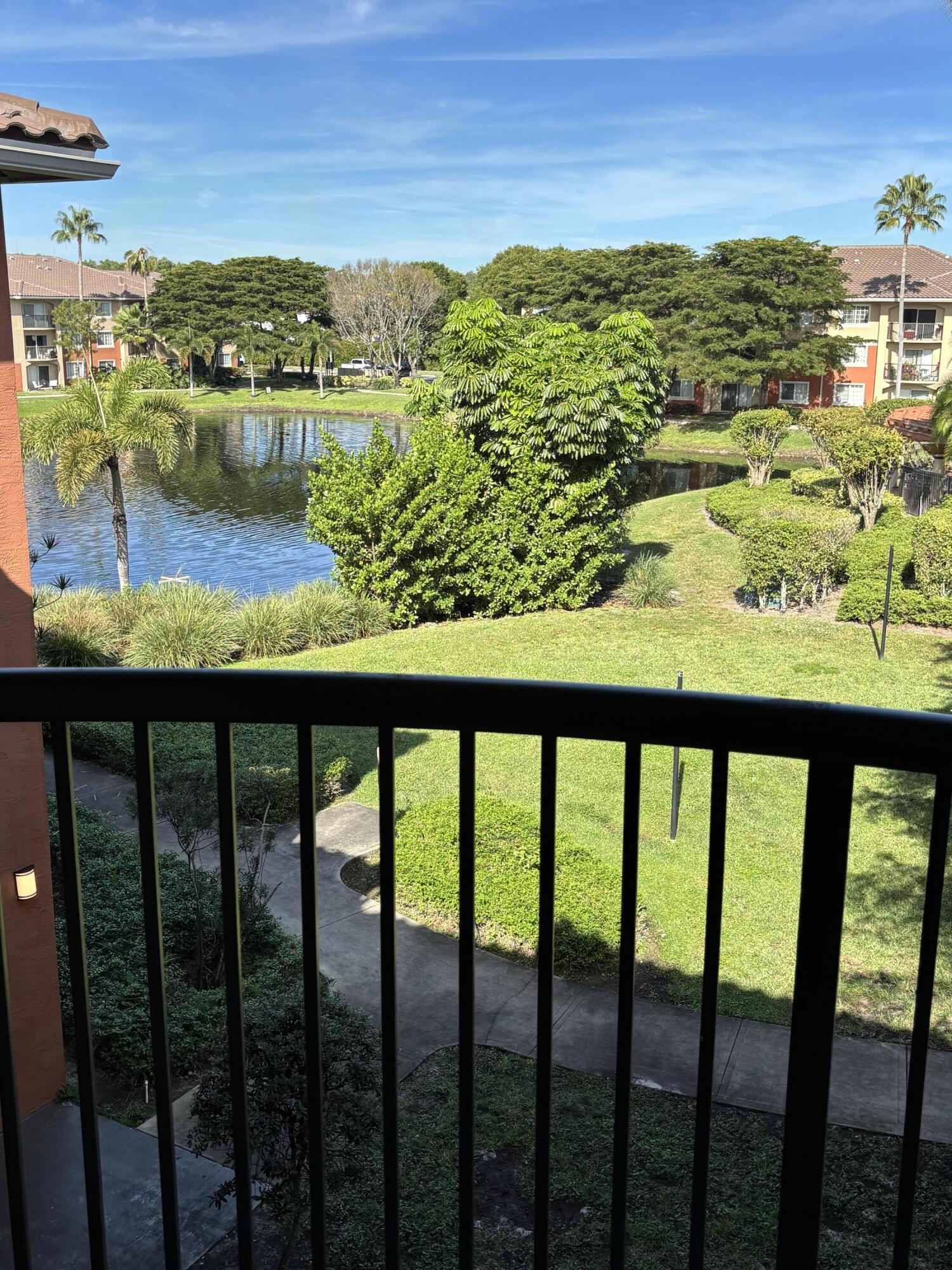 4155 Haverhill Road, Unit 1409 West Palm Beach, FL 33417 - Photo 1 of 16 IMG_2855