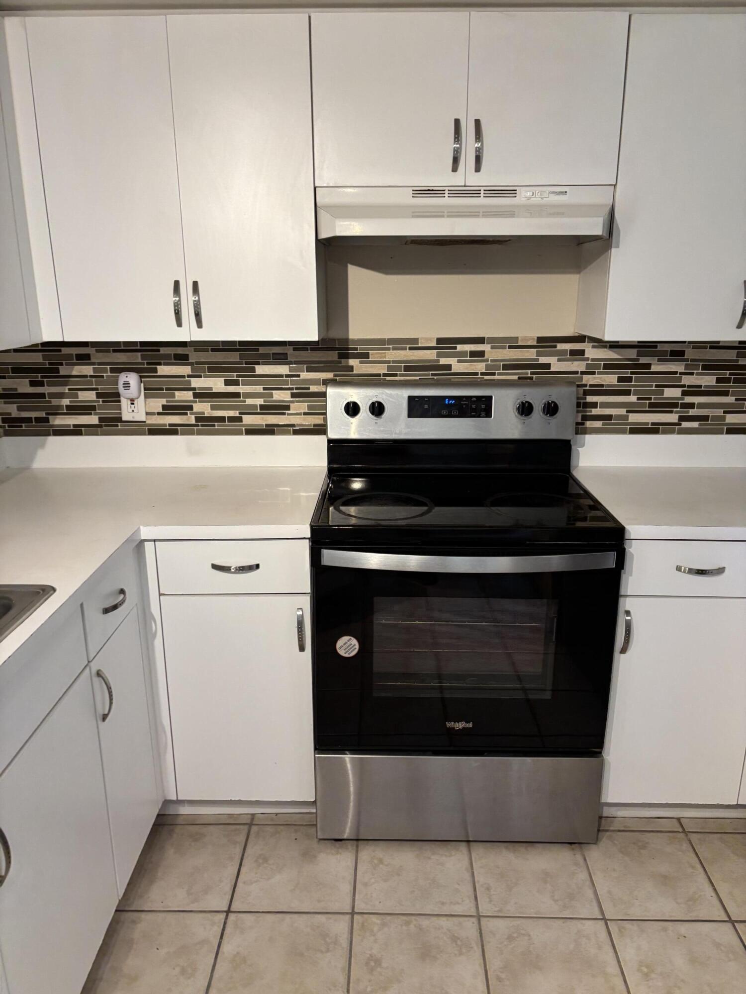 4155 Haverhill Road, Unit 1409 West Palm Beach, FL 33417 - Photo 5 of 16 IMG_2841