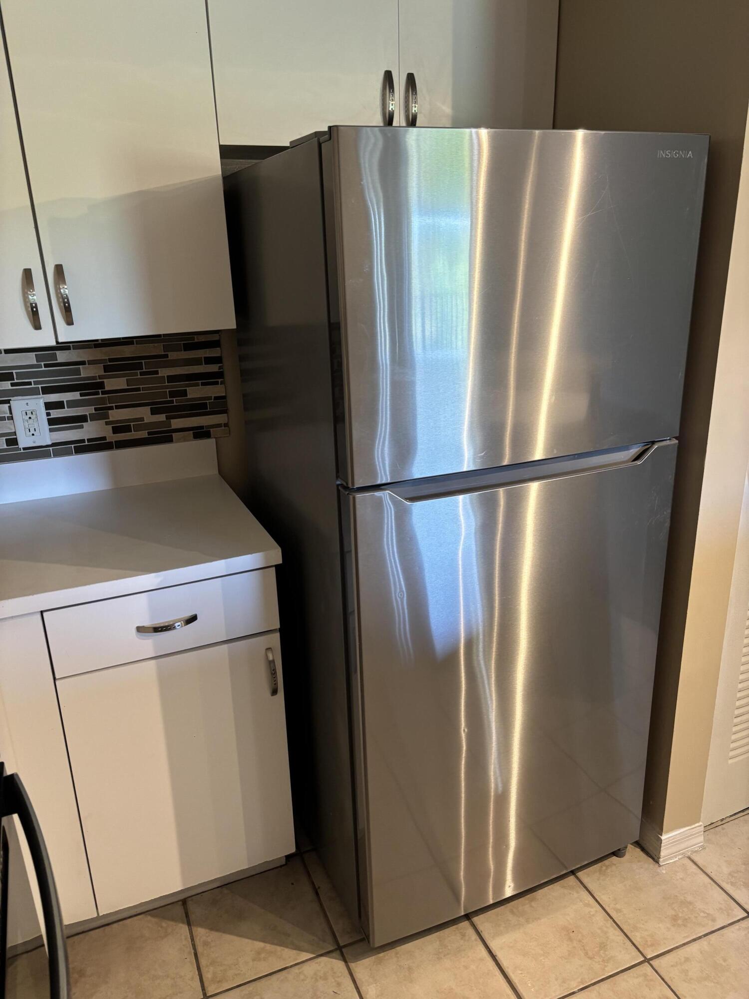 4155 Haverhill Road, Unit 1409 West Palm Beach, FL 33417 - Photo 6 of 16 IMG_2842