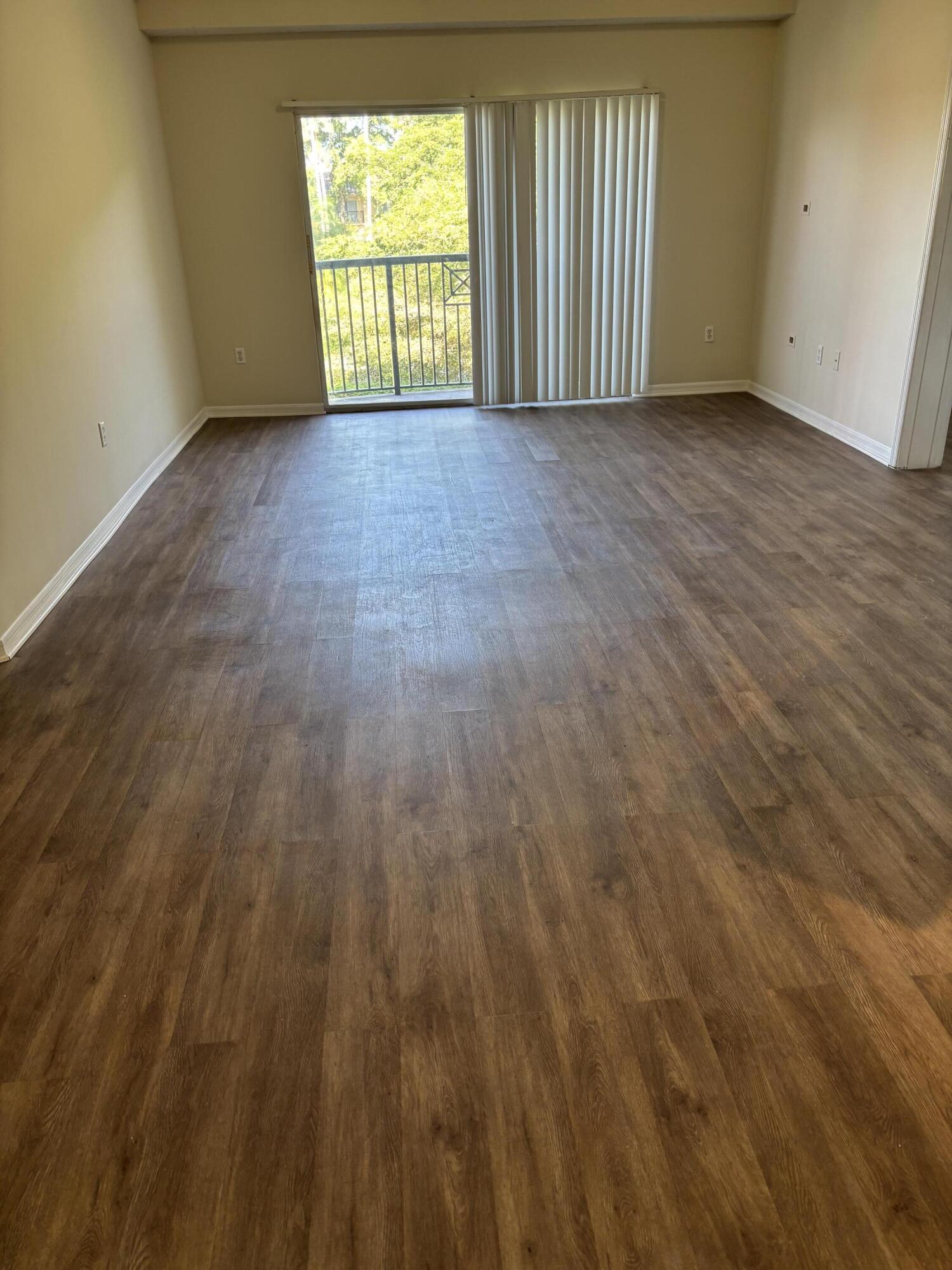 4155 Haverhill Road, Unit 1409 West Palm Beach, FL 33417 - Photo 8 of 16 IMG_2838
