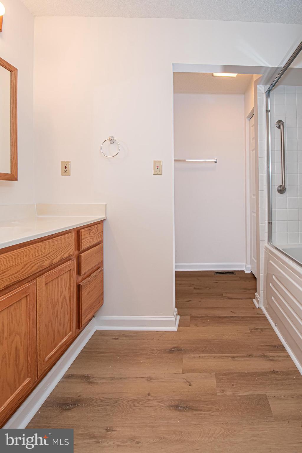 1001 North Timber Ridge Road Cross Junction, VA 22625 - Photo 35 of 69 Primary bath