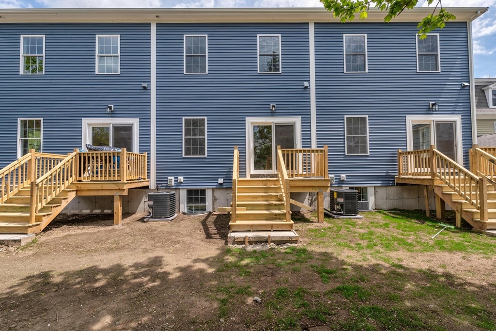 364 High Street Fall River, MA 02720 - Photo 33 of 34