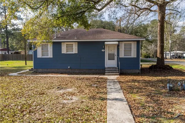 $1,050 | 558 Sunset Drive, Slidell, LA 70460