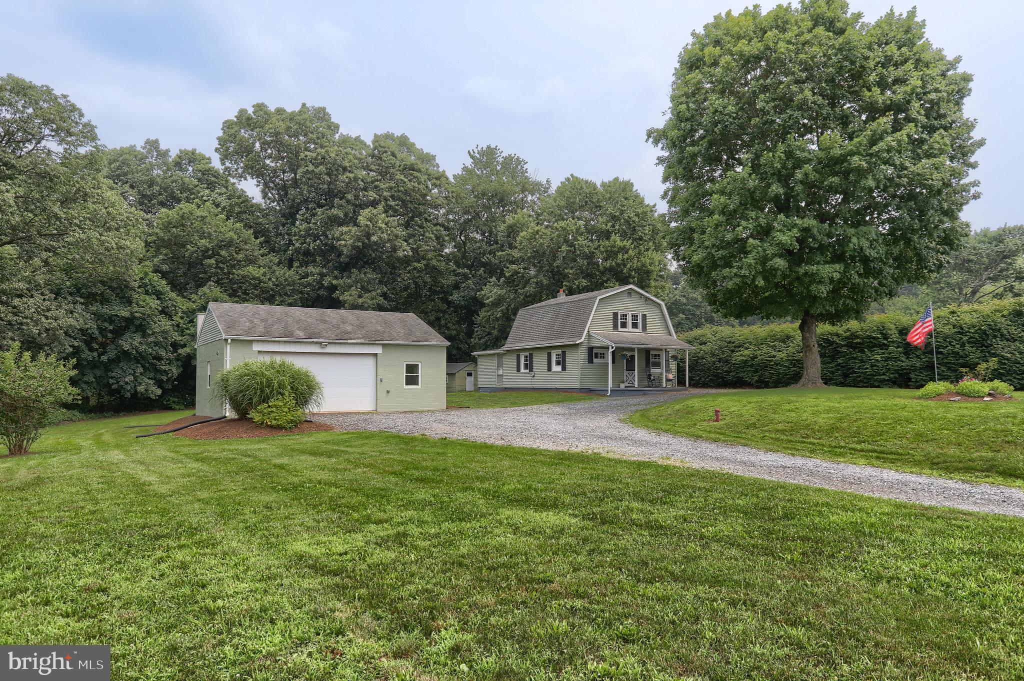 1642 Heilmandale Road Lebanon, PA 17046 - Photo 3 of 42 Gallery Image 3