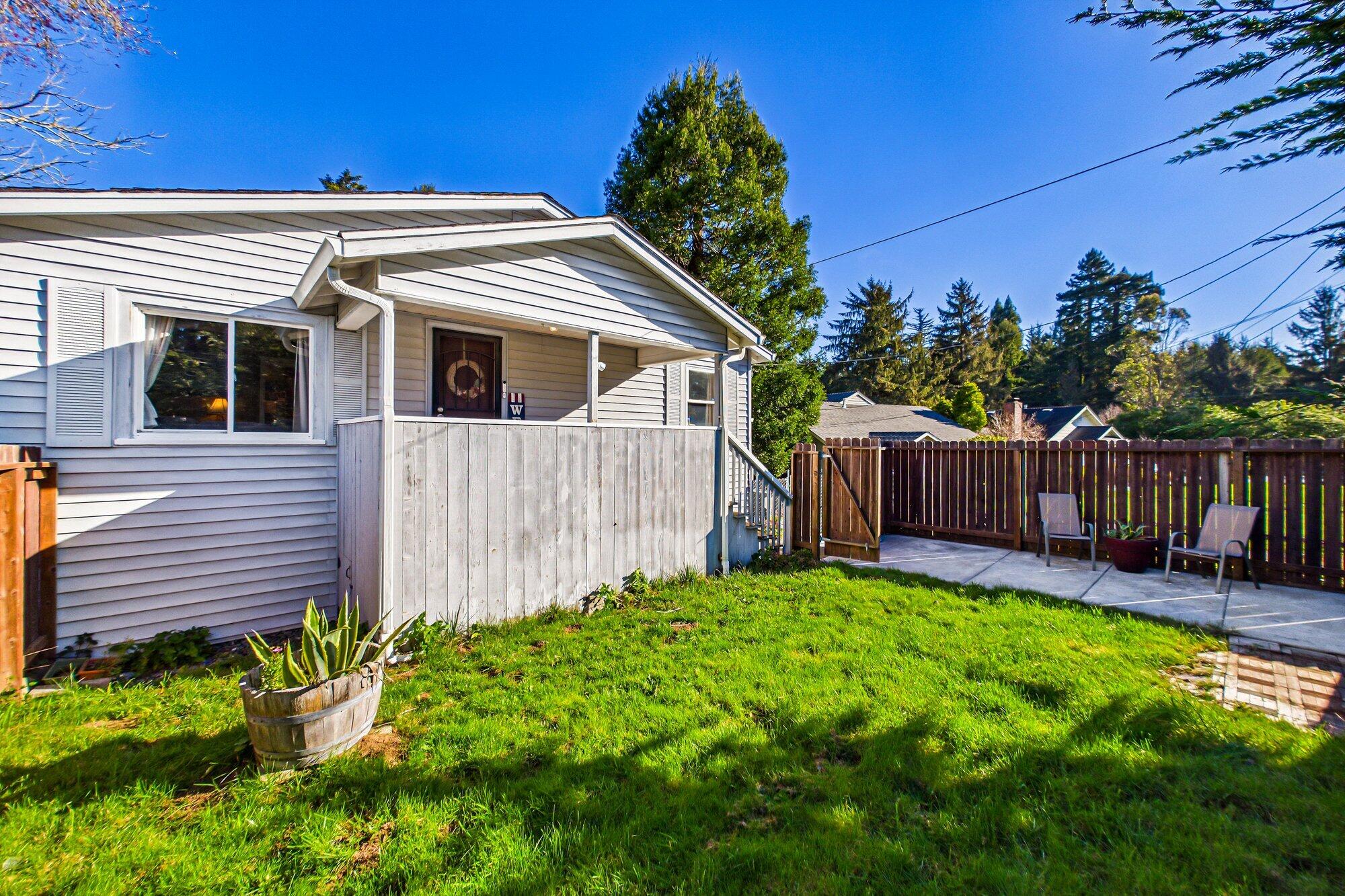 1185 Ridgewood Drive Eureka, CA 95503 - Photo 1 of 41
