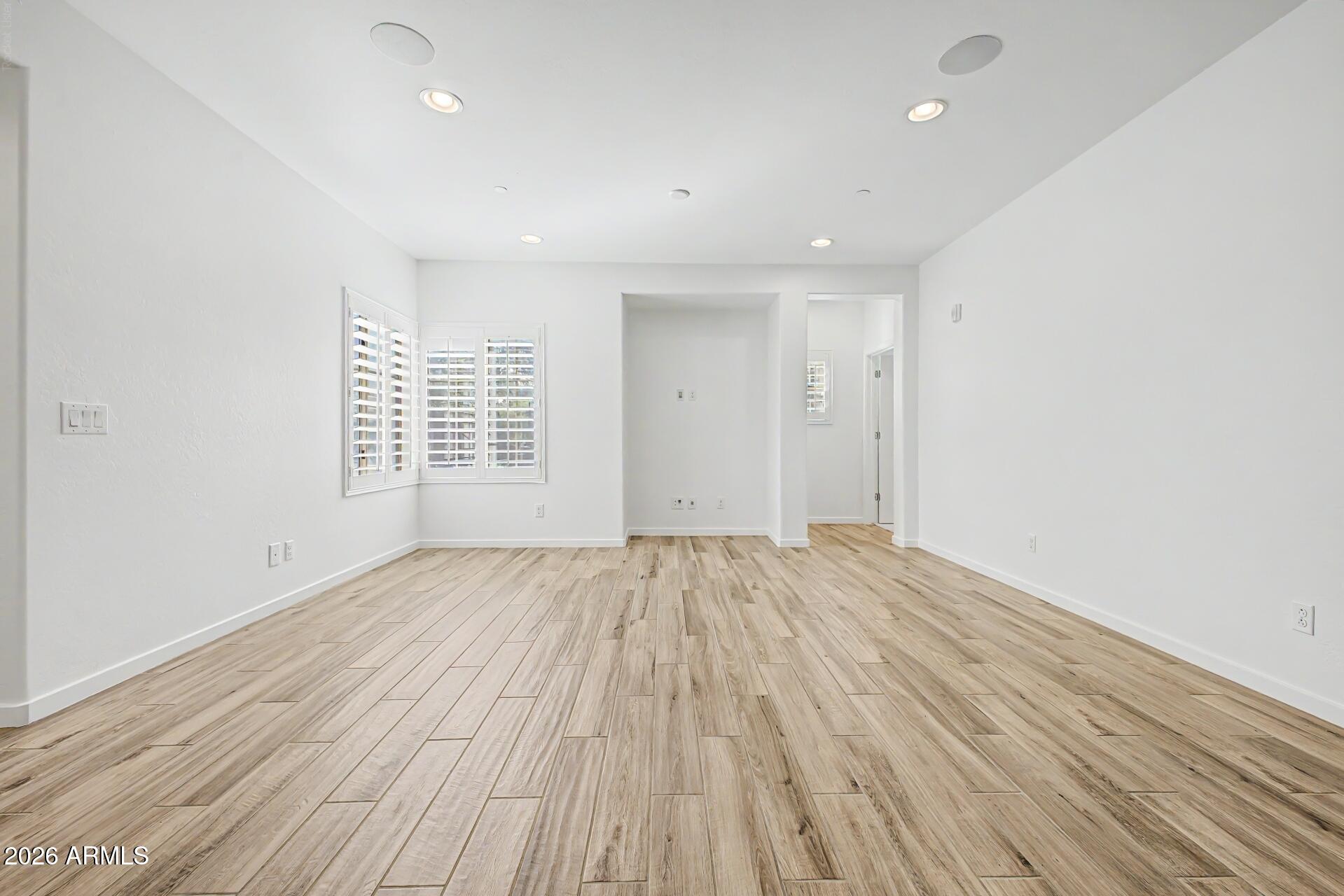 3935 East Rough Rider Road, Unit 1271 Phoenix, AZ 85050 - Photo 3 of 34 Rough Rider