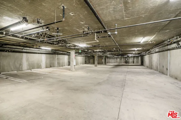 a view of a garage