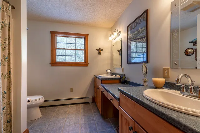 $575,000 | 64 Gleason Farm Lane, Jamaica, VT 05343