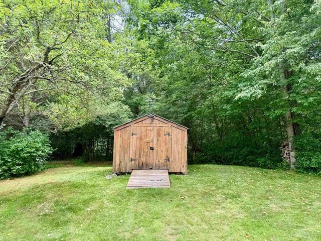 $575,000 | 64 Gleason Farm Lane, Jamaica, VT 05343