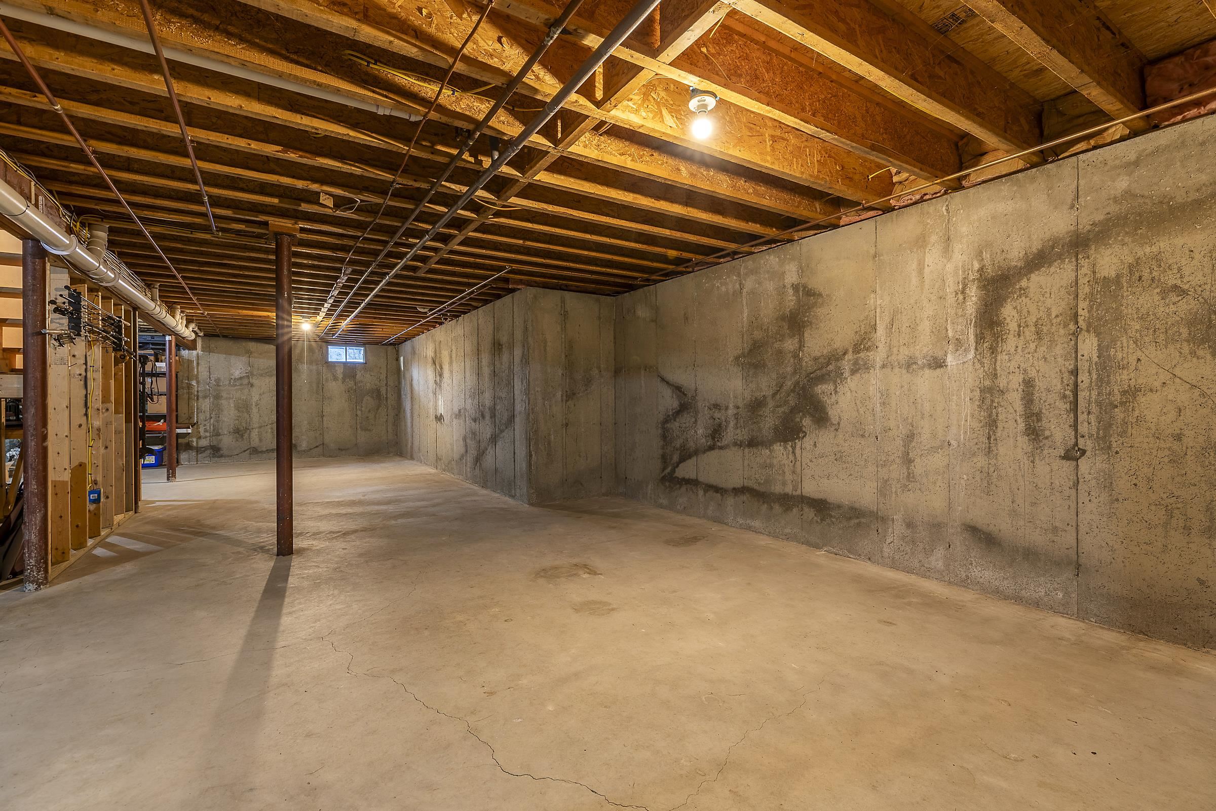 64 Gleason Farm Lane Jamaica, VT 05343 - Photo 34 of 36