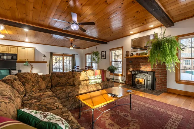 $599,000 | 64 Gleason Farm Lane, Jamaica, VT 05343