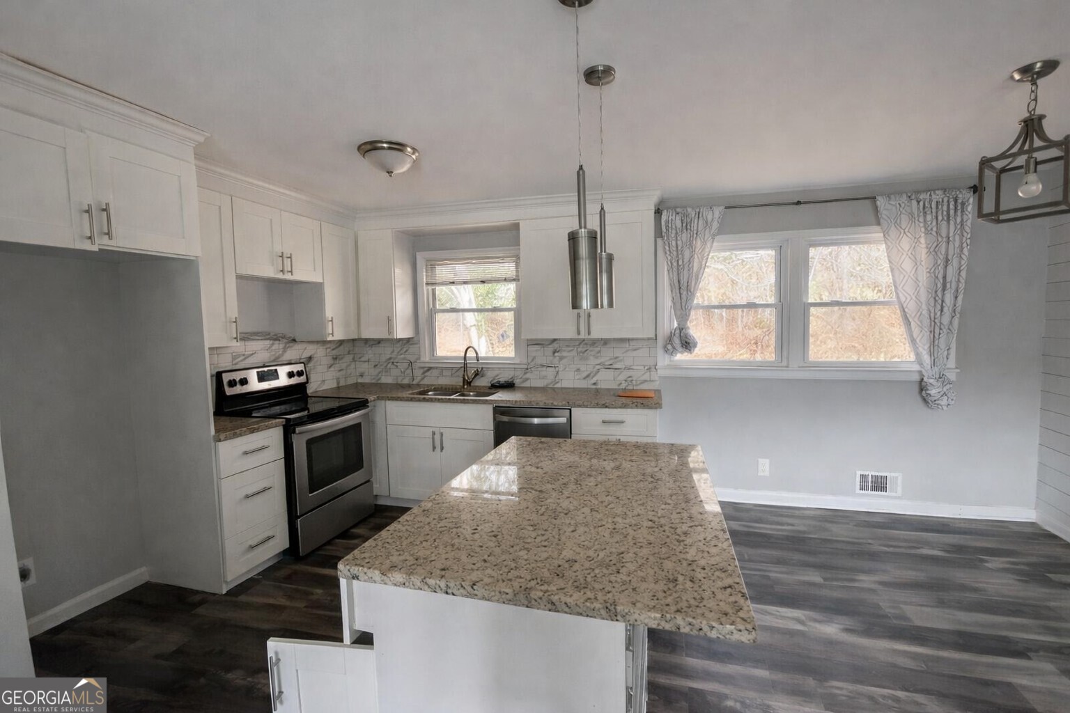 4295 Dollar Mill Way Southwest Atlanta, GA 30331 - Photo 9 of 26