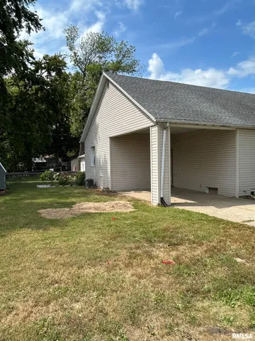 $73,150 | 421 East Washington Street, Edinburg, IL 62531