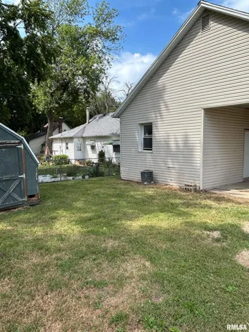 $73,150 | 421 East Washington Street, Edinburg, IL 62531