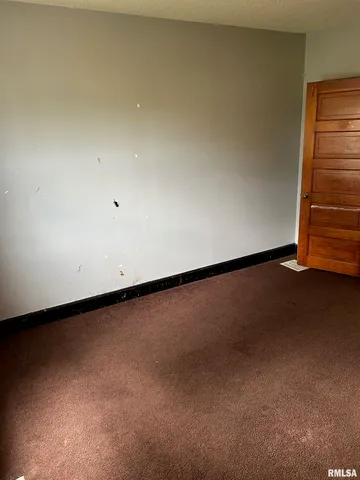 $73,150 | 421 East Washington Street, Edinburg, IL 62531