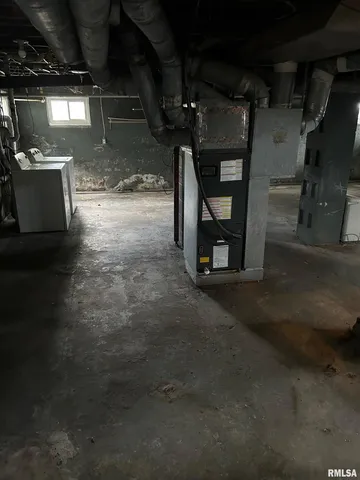 $73,150 | 421 East Washington Street, Edinburg, IL 62531