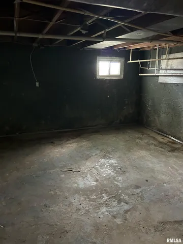 $73,150 | 421 East Washington Street, Edinburg, IL 62531