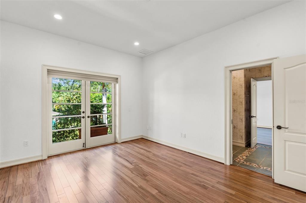4803 West Woodmere Road Tampa, FL 33609 - Photo 40 of 69 Gallery Image 40