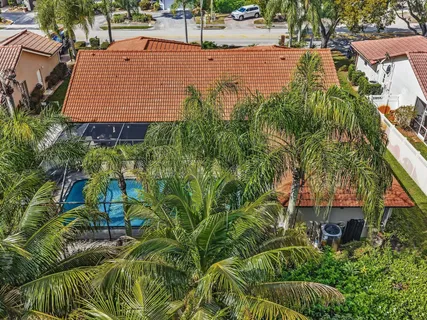 $799,800 | 5355 North Springs Way, Coral Springs, FL 33076