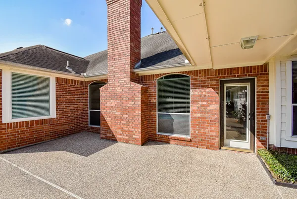 a view of a house with pool
