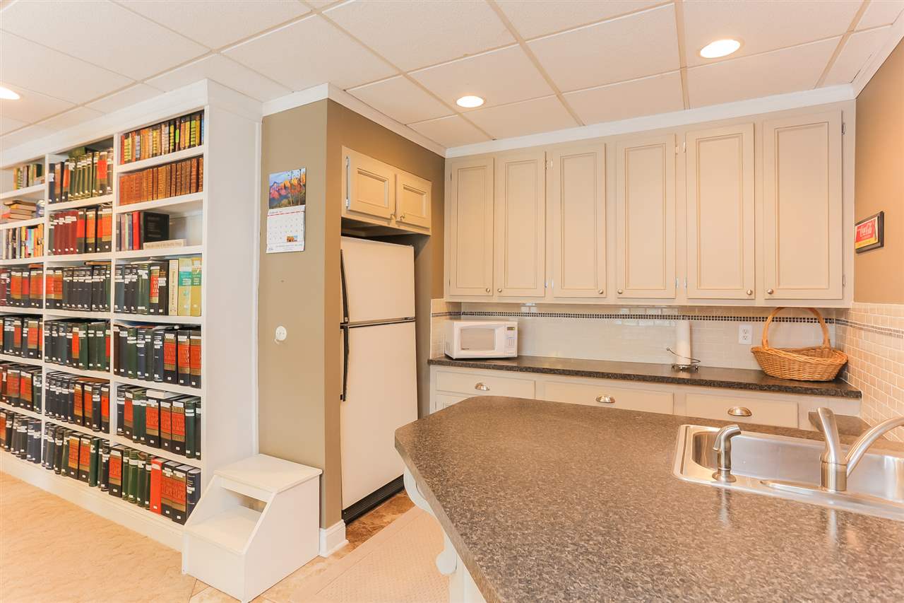 52521 Shelby Road Utica, MI 48316 - Photo 47 of 78 31316000-46.JPG