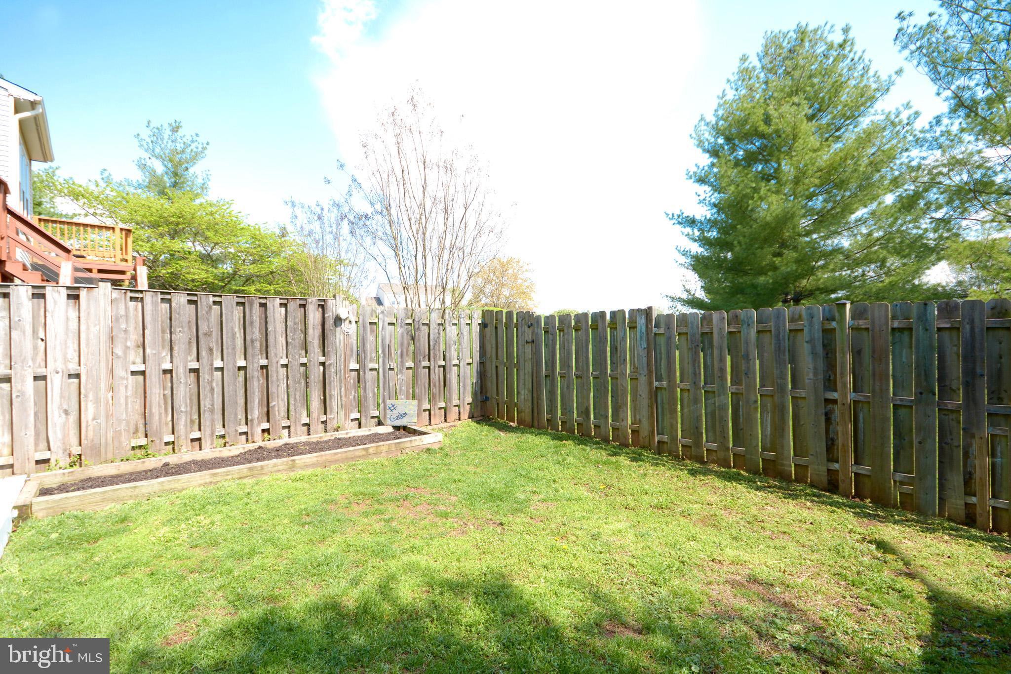 5560 Rivendell Place Frederick, MD 21703 - Photo 43 of 44 Fully fenced yard