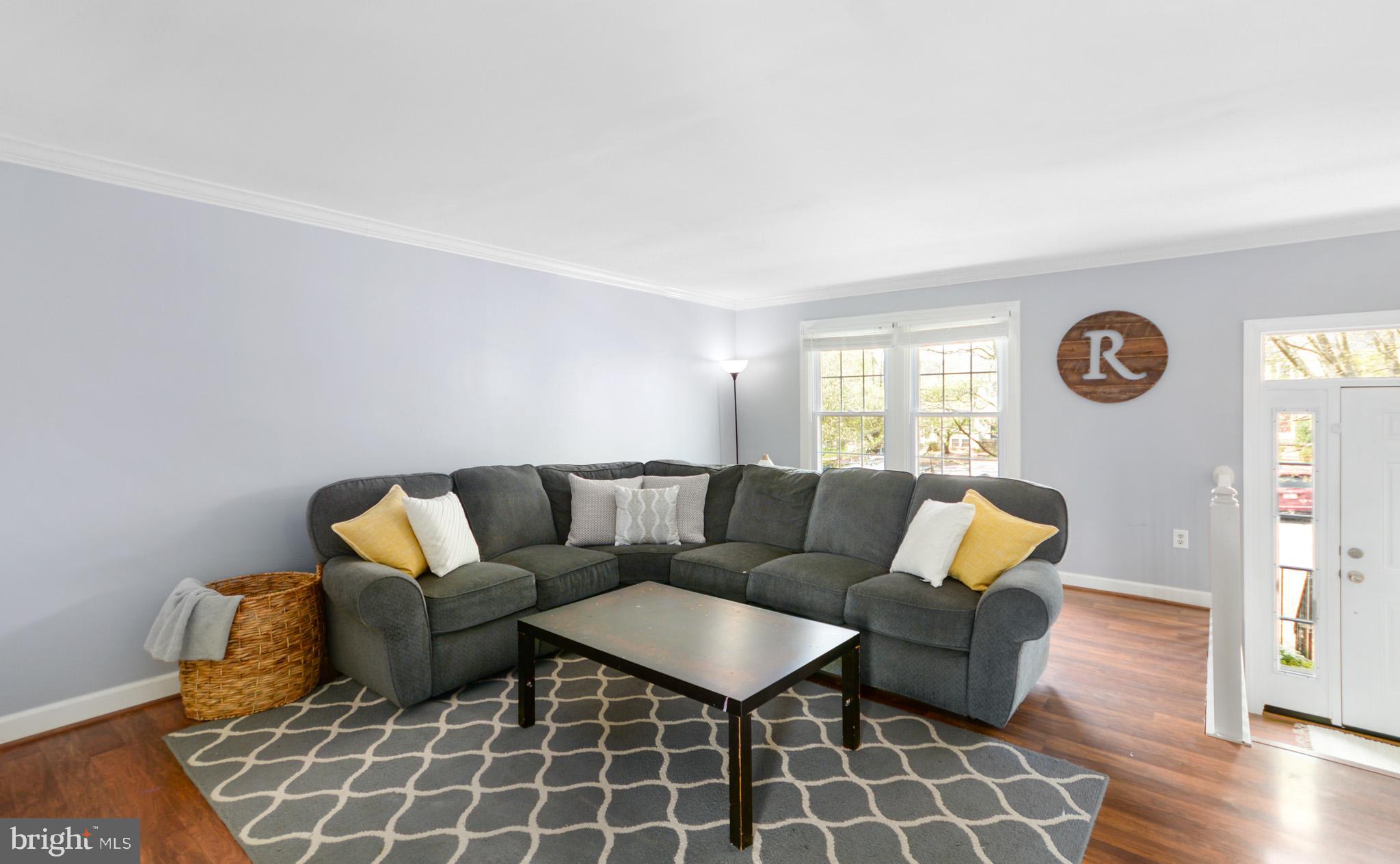 5560 Rivendell Place Frederick, MD 21703 - Photo 9 of 44 Sun flills every room