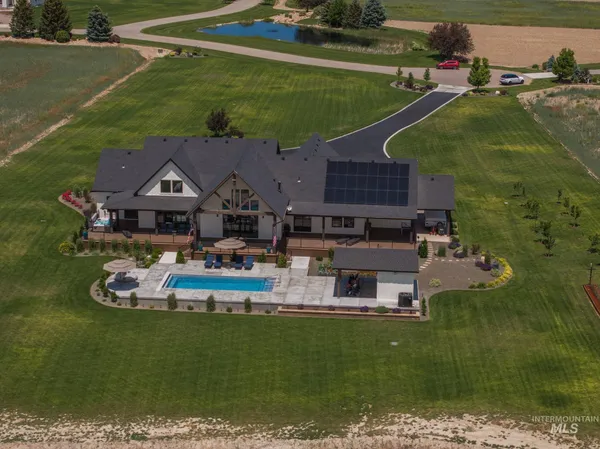 $2,295,000 | 281 Lakeshore Drive, American Falls, ID 83211