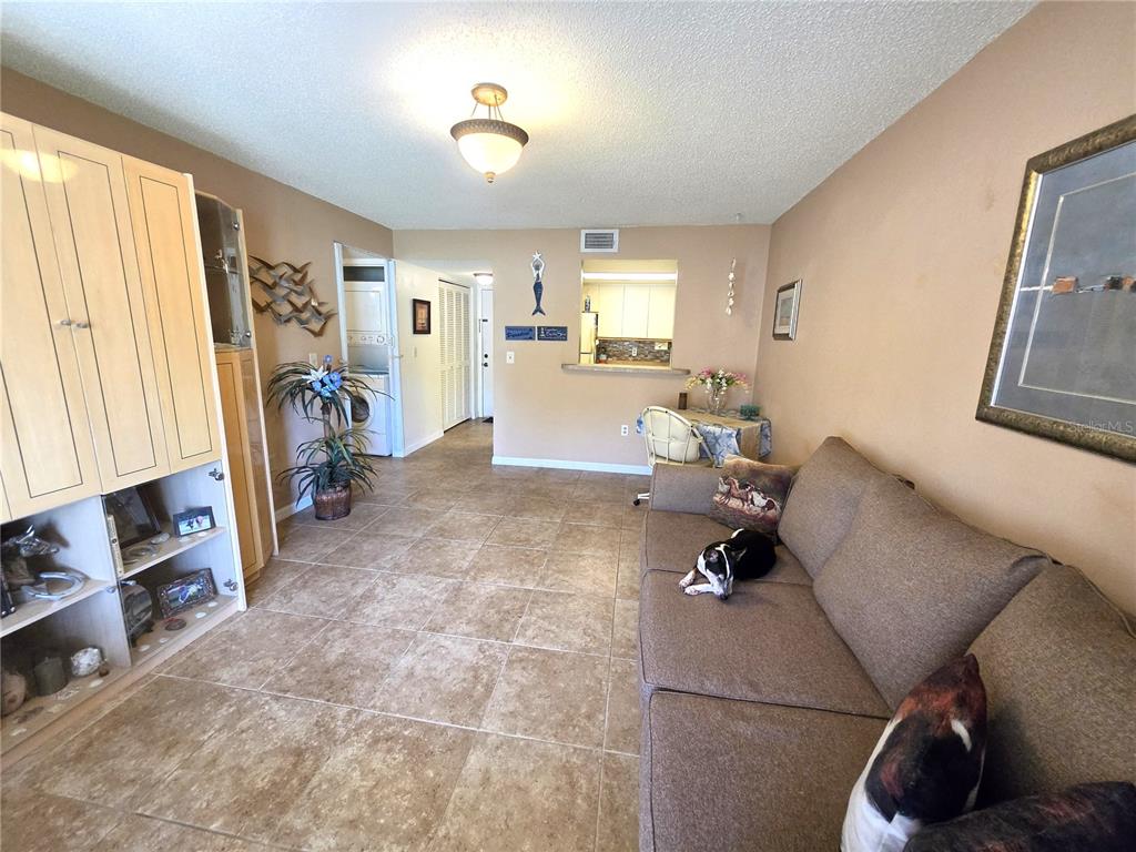 503 Albee Farm Road, Unit B15 Venice, FL 34285 - Photo 3 of 29 Gallery Image 3