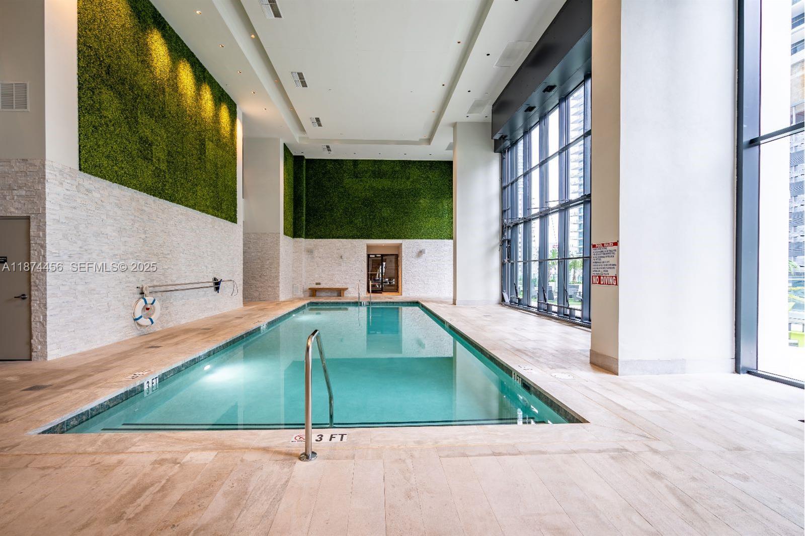 1010 Brickell Avenue, Unit 1902 Miami, FL 33131 - Photo 8 of 12 a view of a living room