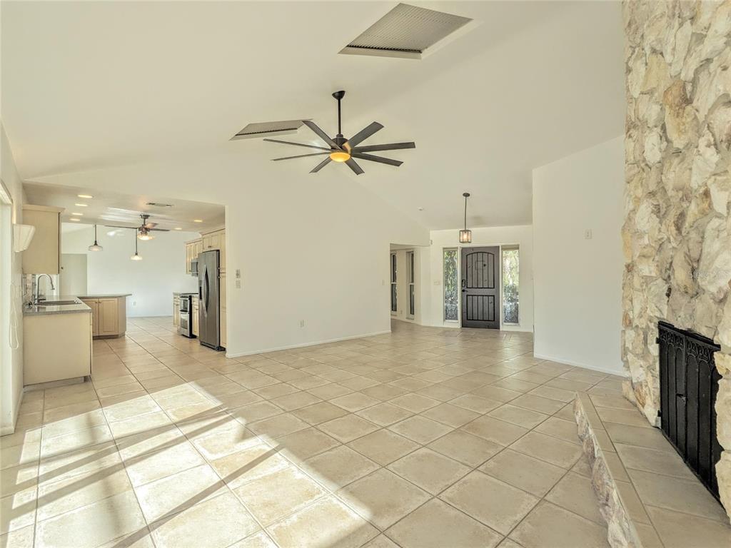 5456 Azure Way Sarasota, FL 34242 - Photo 7 of 44