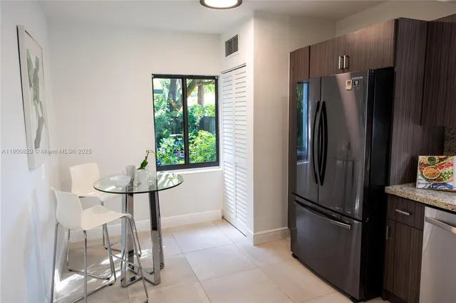 $1,050,000 | 360 Northeast 87th Street, El Portal, FL 33138