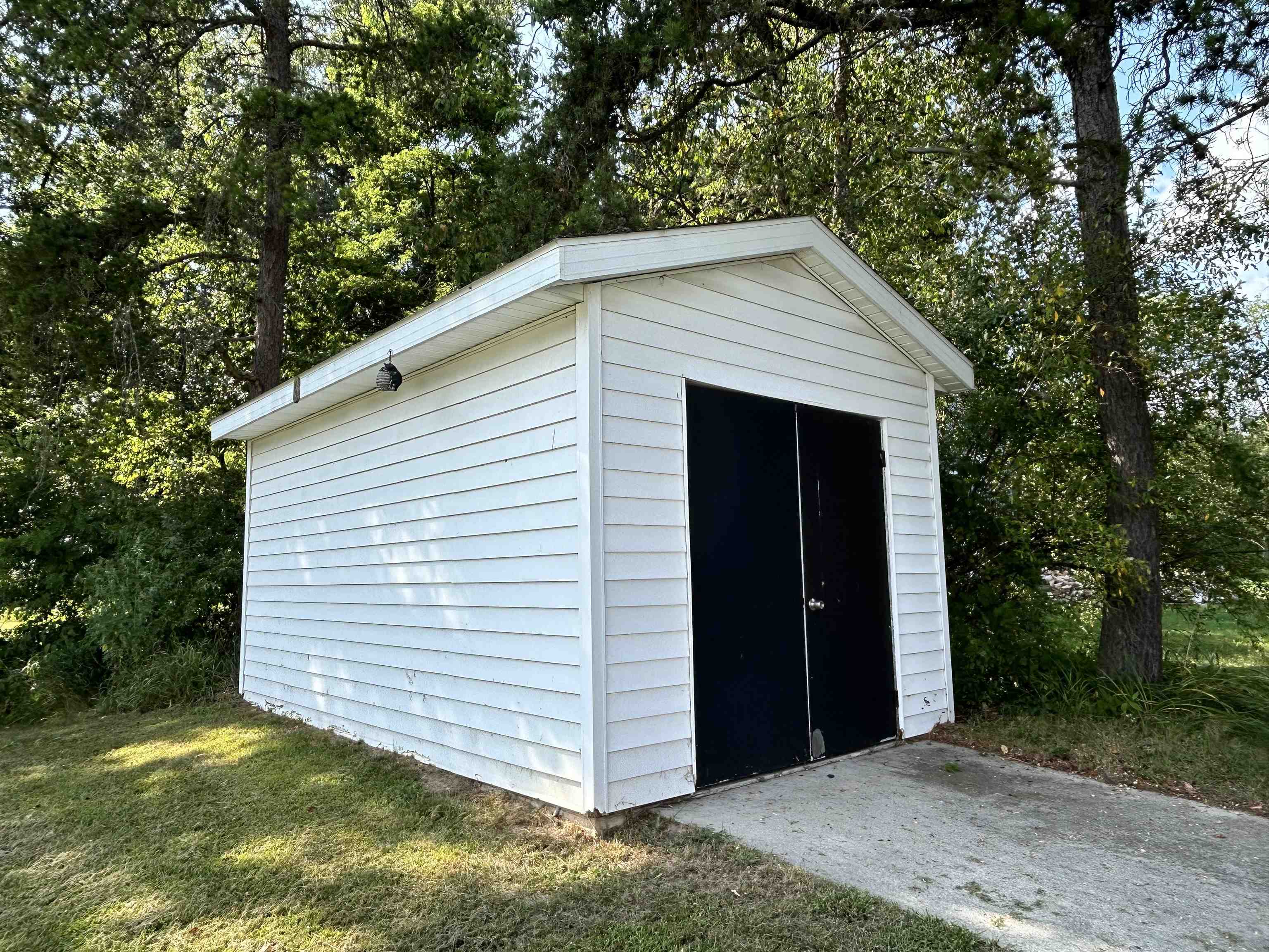 2514 Brodie Road South Branch, MI 48761 - Photo 4 of 31 1926095-9309496c-7cdc-4e8c-9f37-610ab1d80f11.JPG