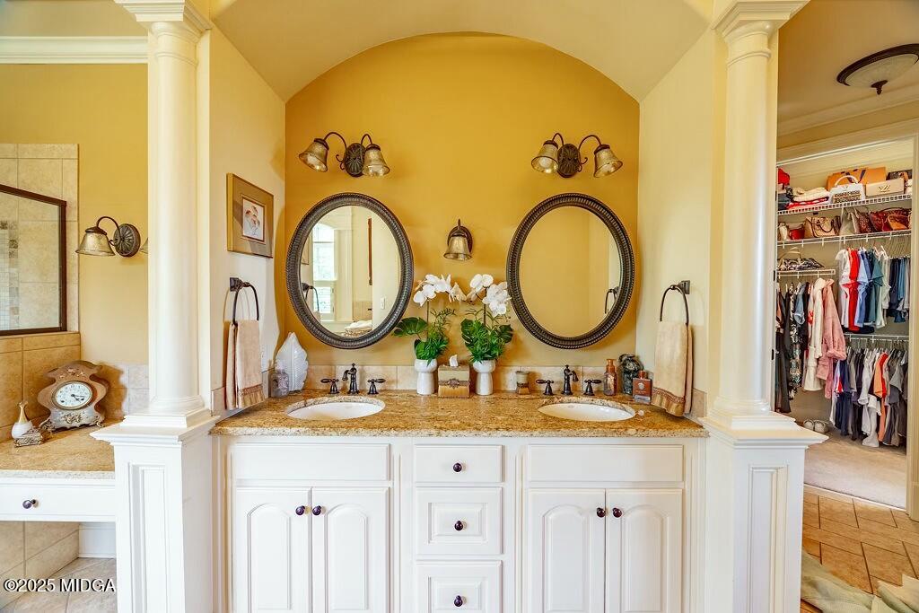 601 River Overlook Forsyth, GA 31029 - Photo 18 of 85 a bathroom with a sink and a mirror