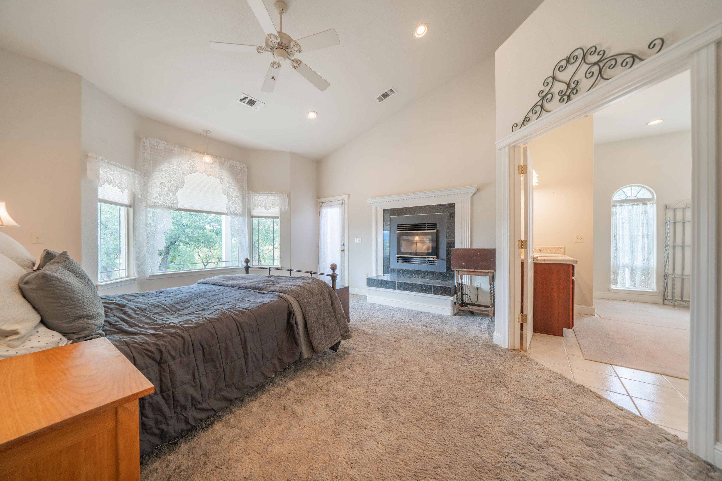 12921 Gas Point Road Igo, CA 96047 - Photo 30 of 98 12921 Gas Point Rd-31