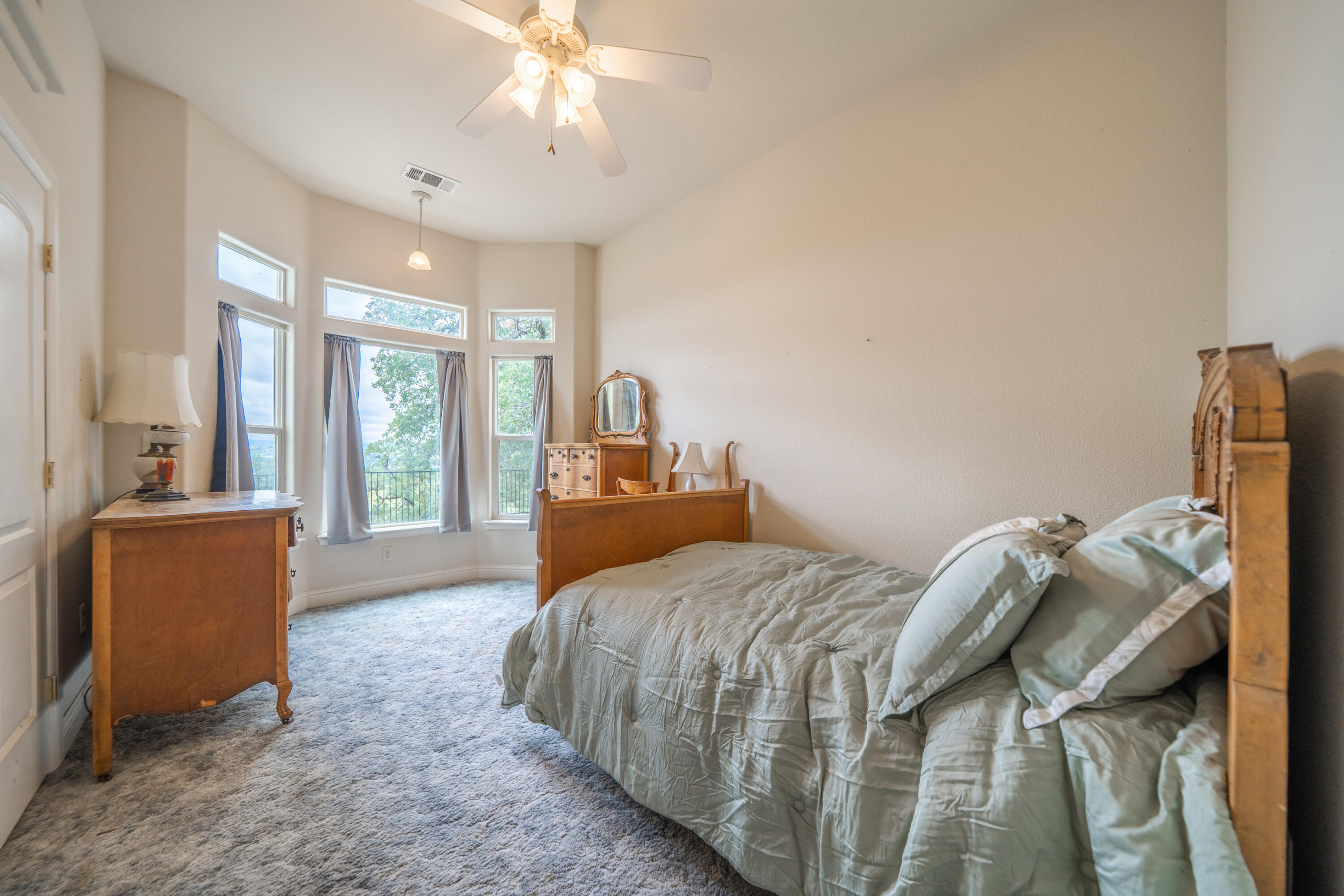 12921 Gas Point Road Igo, CA 96047 - Photo 40 of 98 12921 Gas Point Rd-41