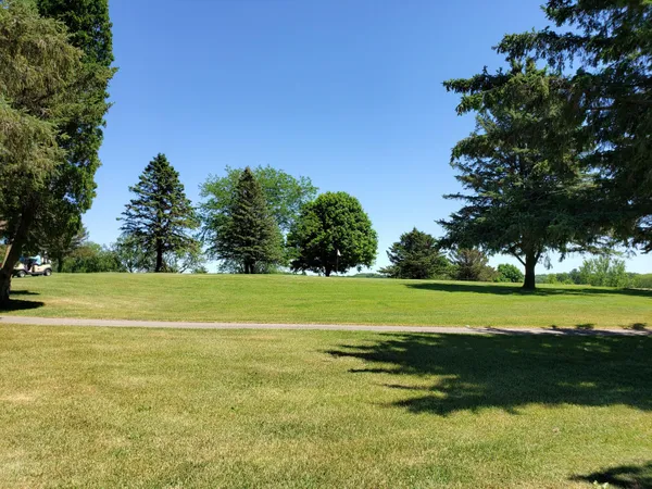 $54,900 | Lot 28 16th Fairway Drive, Viroqua, WI 54665